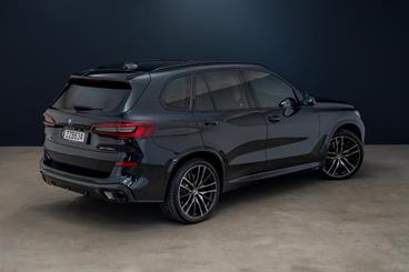 2023 BMW X5 - Thumbnail