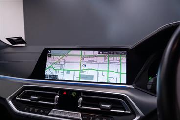 2023 BMW X5 - Thumbnail